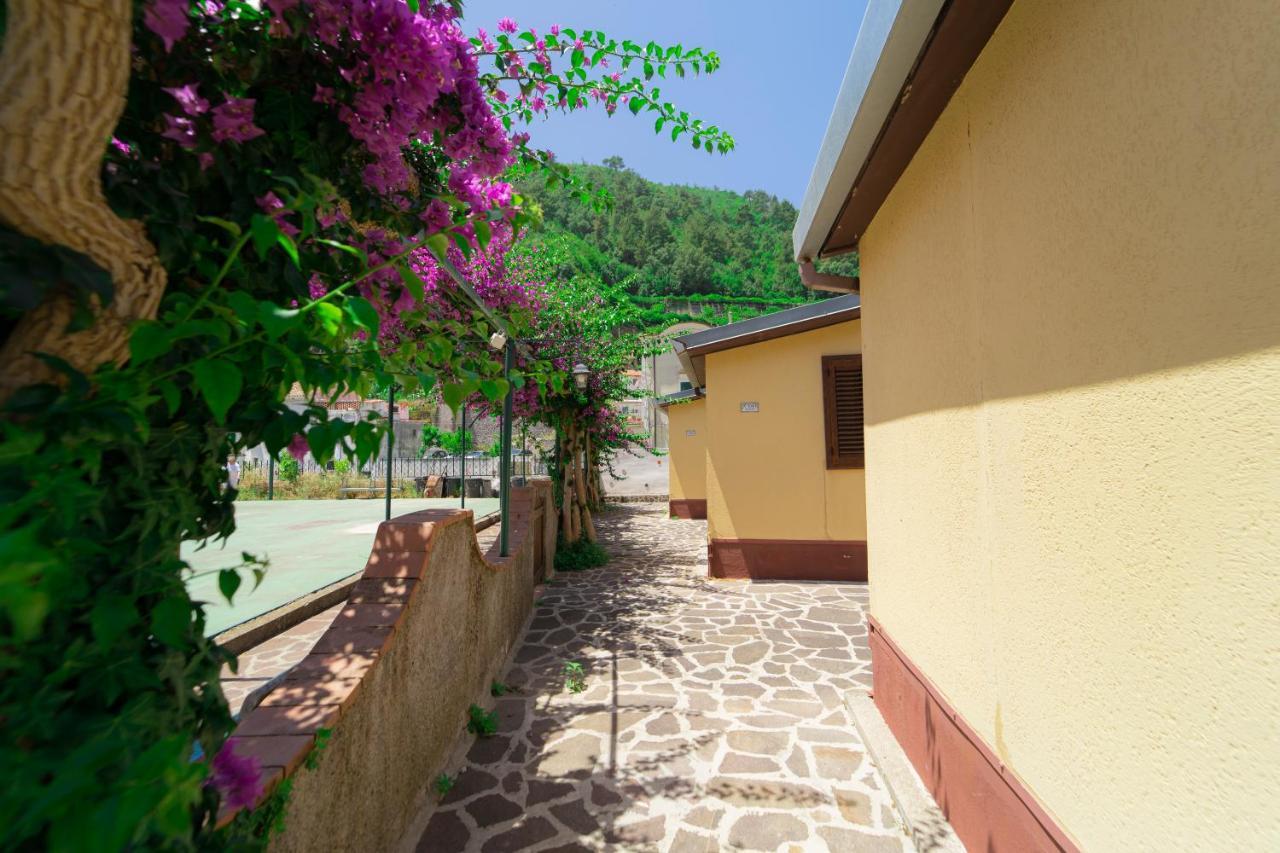 Casa Vacanza San Pietro Maiori Exterior photo